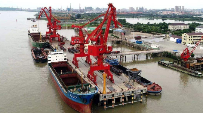 内蒙古概述露天料场港口封闭问题的实行方法